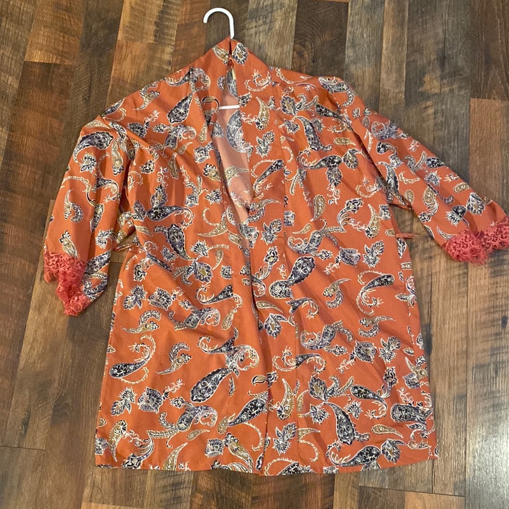 Japna Lounge robe size medium